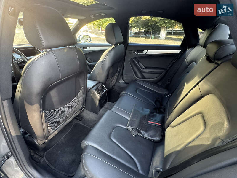 Седан Audi A4 2011 в Сарате