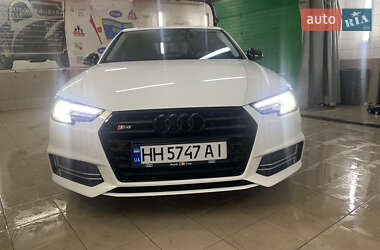 Audi A4 2018