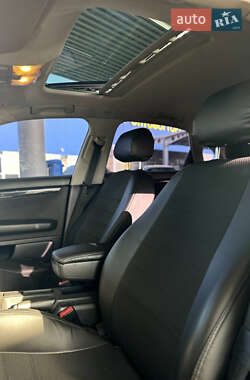 Седан Audi A4 2001 в 