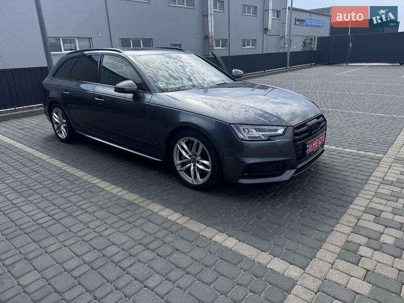 Универсал Audi A4 2016 в 