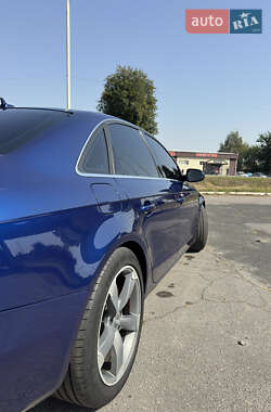 Седан Audi A4 2013 в 