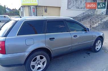 Универсал Audi A4 2000 в 