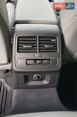 Седан Audi A4 2016 в 