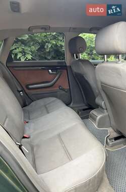 Седан Audi A4 2001 в 