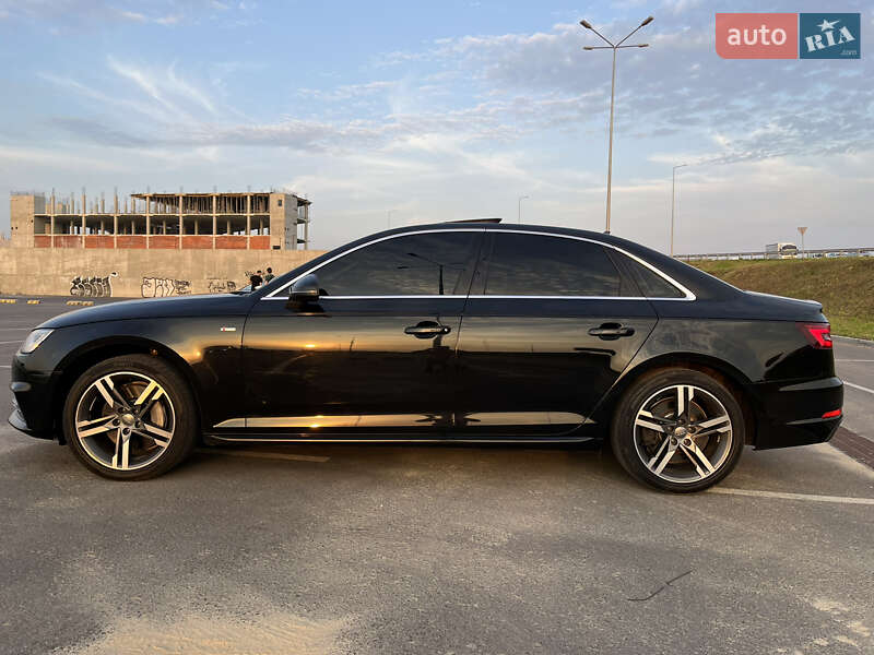 Седан Audi A4 2017 в Львові