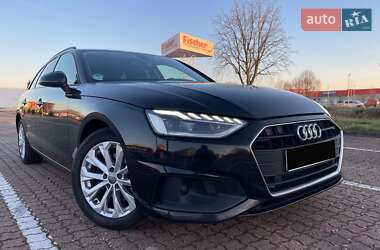 Audi A4 2021