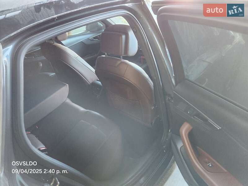 Седан Audi A4 2018 в Києві
