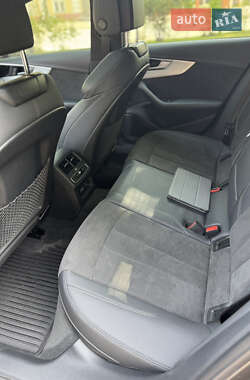 Седан Audi A4 2021 в 