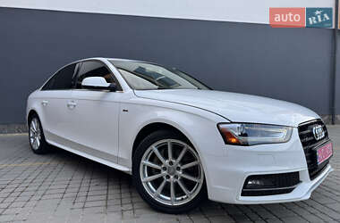 Седан Audi A4 2015 в 