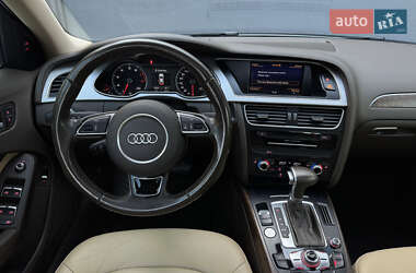 Седан Audi A4 2015 в 