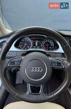 Седан Audi A4 2015 в 