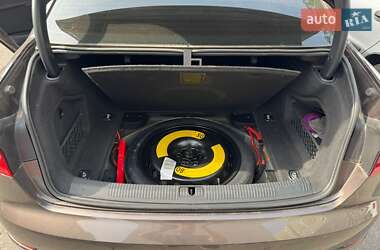 Седан Audi A4 2016 в 
