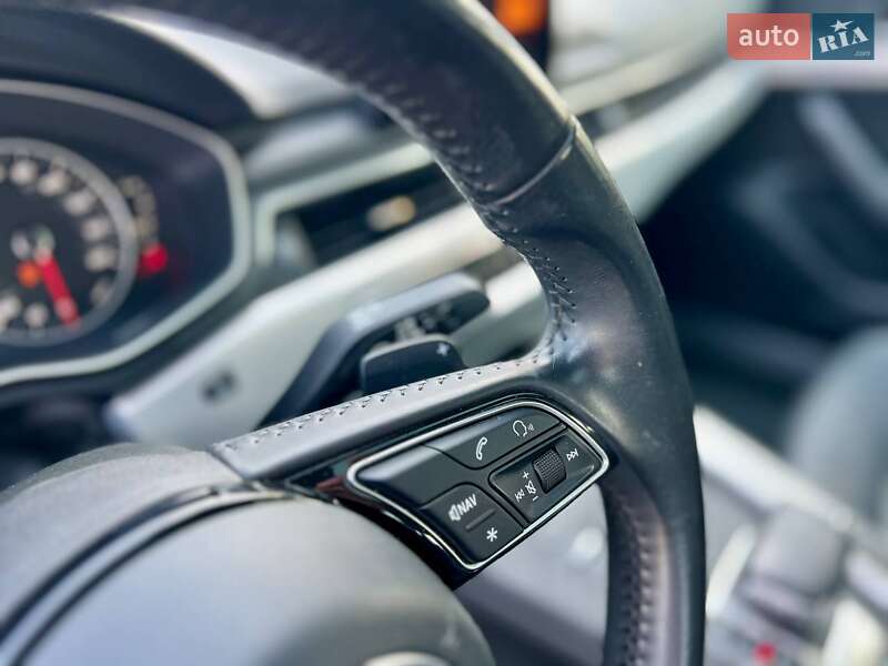 Седан Audi A4 2016 в Києві
