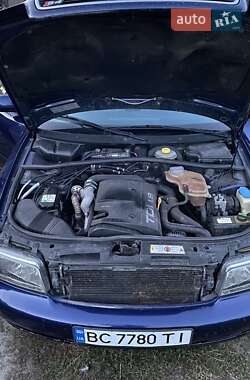 Універсал Audi A4 1998 в 