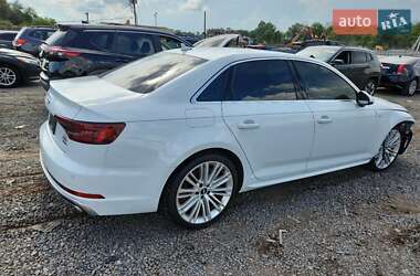 Седан Audi A4 2019 в 
