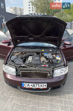 Седан Audi A4 2001 в 
