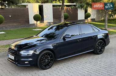 Седан Audi A4 2014 в 