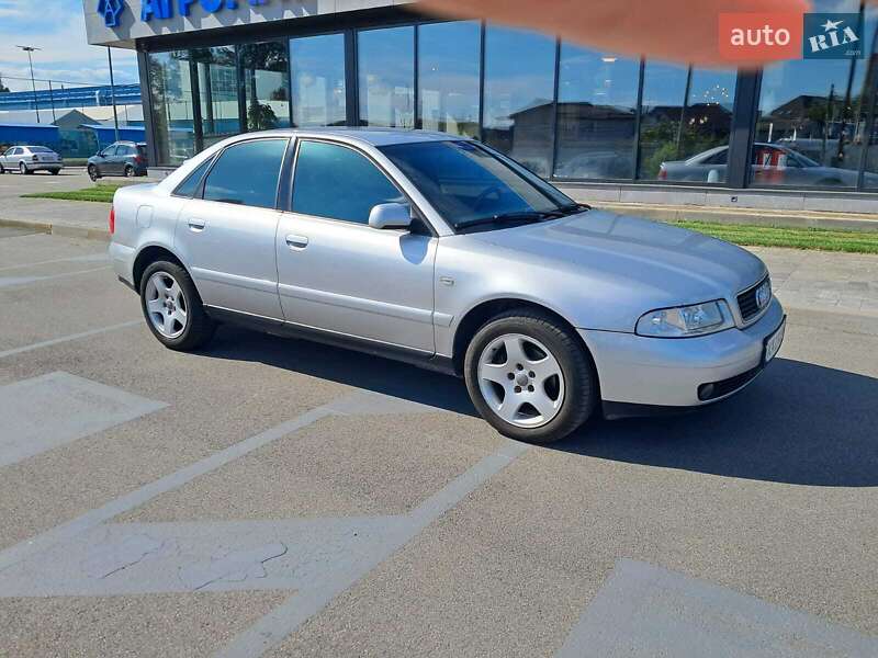 Audi A4 2000