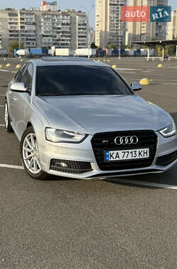 Audi A4 2014
