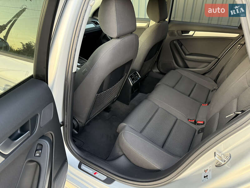Универсал Audi A4 2011 в Киеве