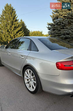 Седан Audi A4 2014 в 