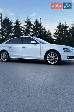 Седан Audi A4 2014 в 