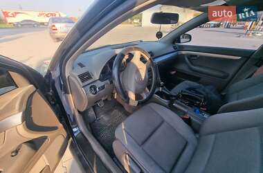 Седан Audi A4 2004 в 