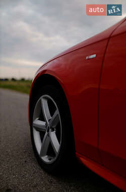 Седан Audi A4 2013 в Виннице