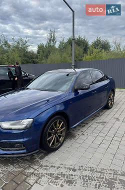Седан Audi A4 2014 в 