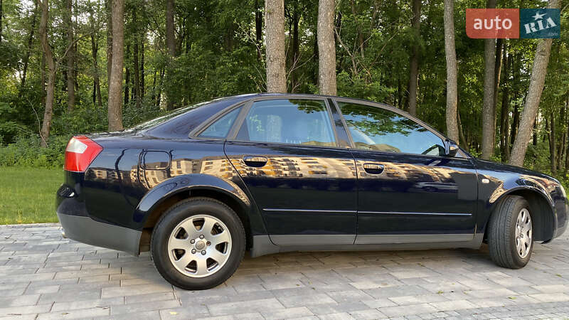 Седан Audi A4 2002 в Ірпені