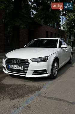 Седан Audi A4 2016 в 