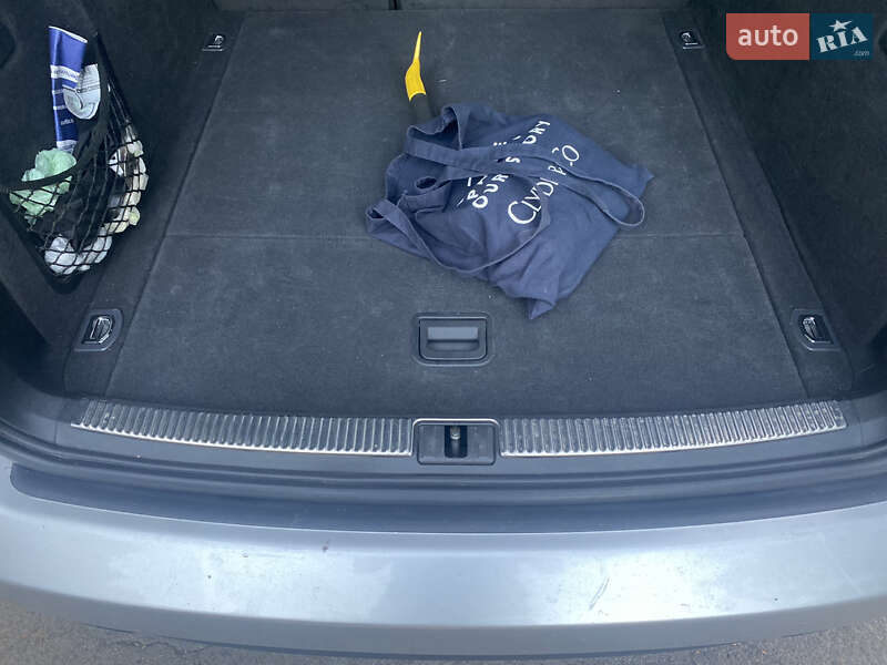 Универсал Audi A4 2004 в Ровно