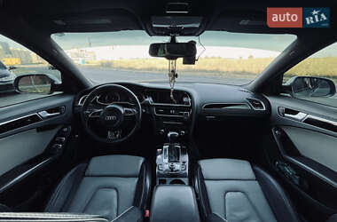 Седан Audi A4 2014 в Виннице
