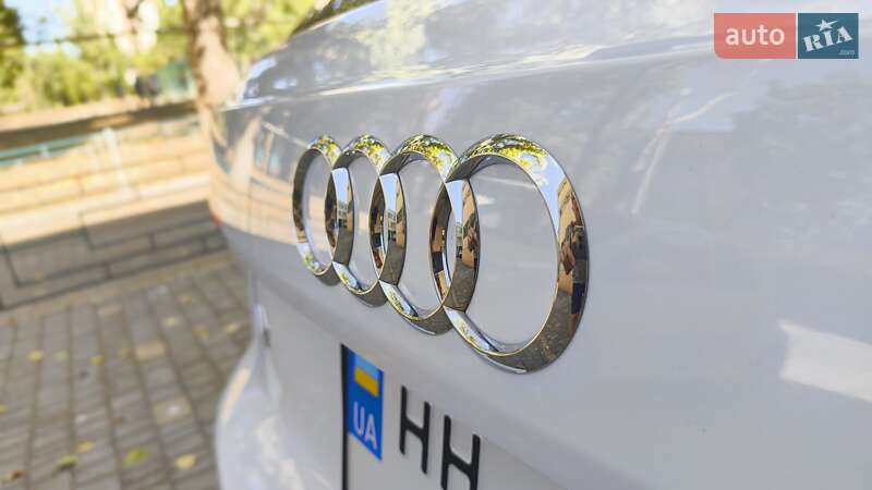 Универсал Audi A4 2017 в Одессе
