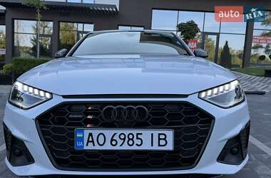 Седан Audi A4 2020 в 