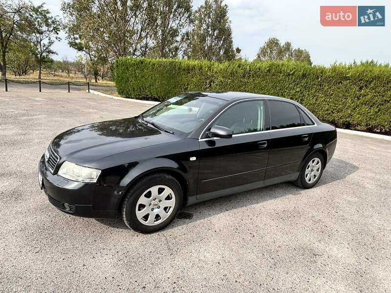 Седан Audi A4 2003 в Харькове