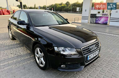 Седан Audi A4 2010 в 