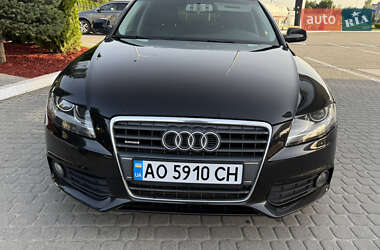 Седан Audi A4 2010 в 