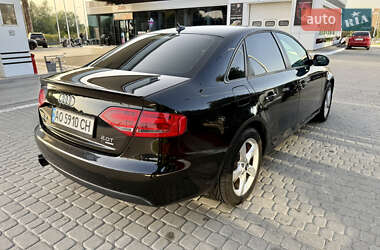 Седан Audi A4 2010 в 
