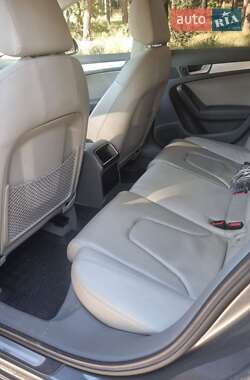 Седан Audi A4 2012 в 