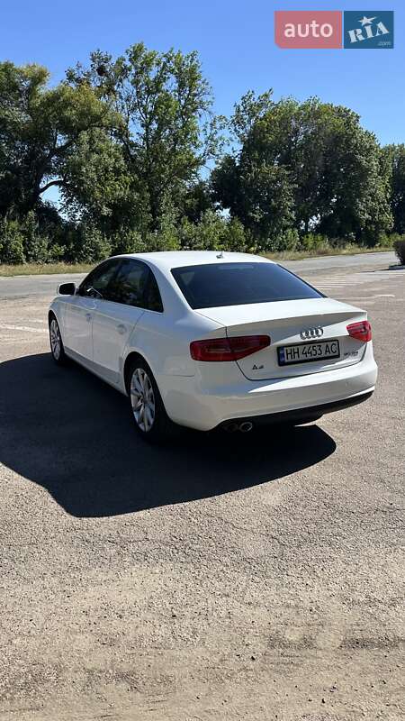 Седан Audi A4 2014 в Бершади