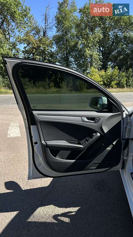 Седан Audi A4 2014 в Бершади