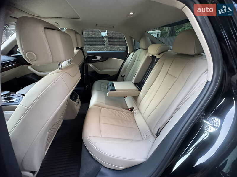 Седан Audi A4 2019 в Киеве