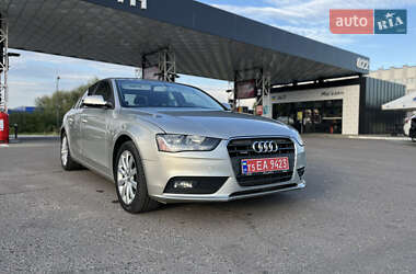 Седан Audi A4 2014 в Дубно