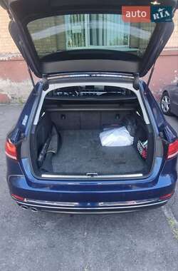 Универсал Audi A4 2016 в 