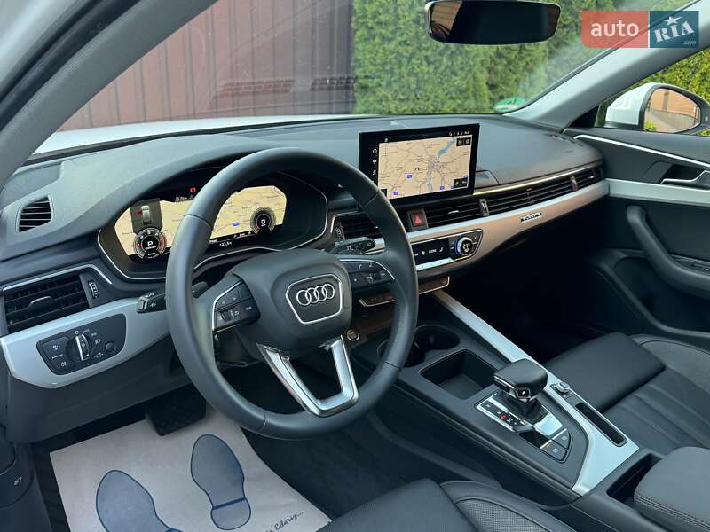 Универсал Audi A4 2020 в Киеве