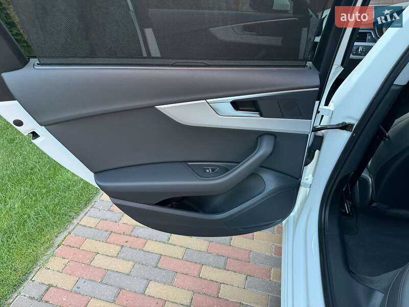 Универсал Audi A4 2020 в Киеве