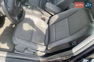 Седан Audi A4 2001 в 