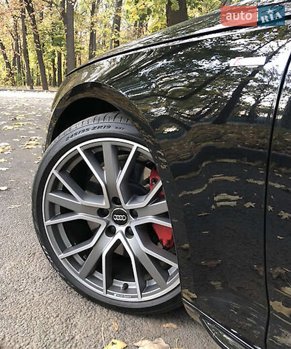 Седан Audi A4 2019 в Києві