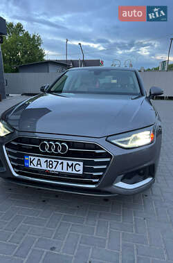 Audi A4 2021